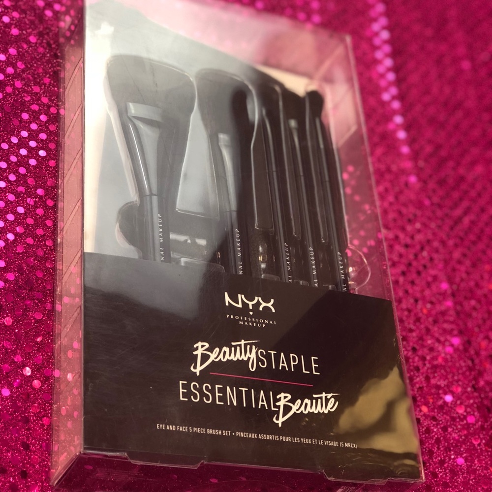 NYX Brush Set